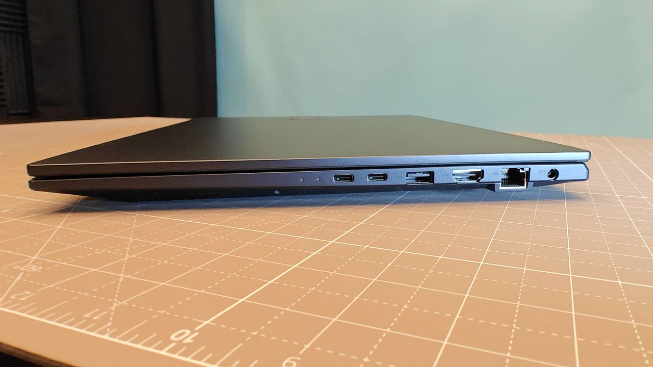 This STEM laptop can take you from the classroom to the workforce