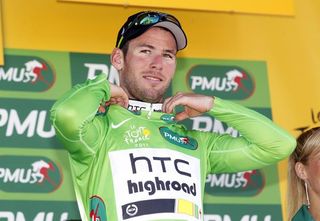 Mark Cavendish (HTC-Highroad) holding onto the green jersey.