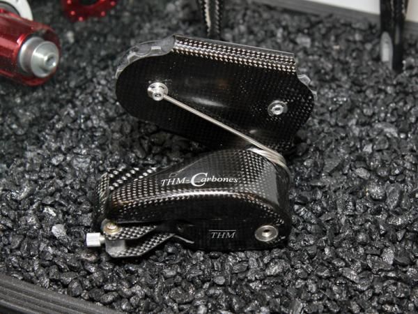 THM-Carbones developed this ultralight rear derailleur but remarkably, ultimately decided that it was going to be too expensive to introduce to the public.