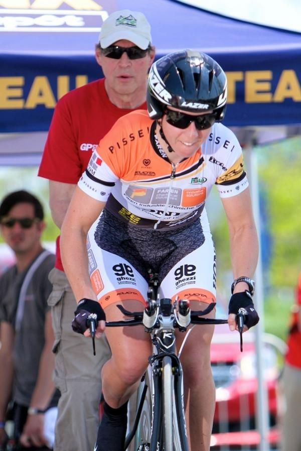 Nicole Cooke (Faren Honda) was the second last rider to start