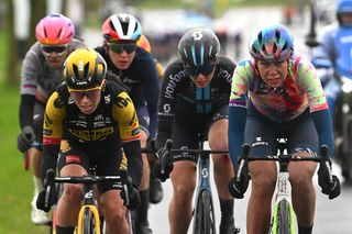 Elinor Barker, Anna Henderson, Pfeiffer Georgi in the chase group at Gent-Wevelgem