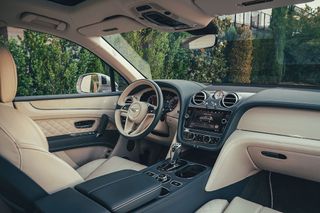 Bentley Bentayga hybrid cabin