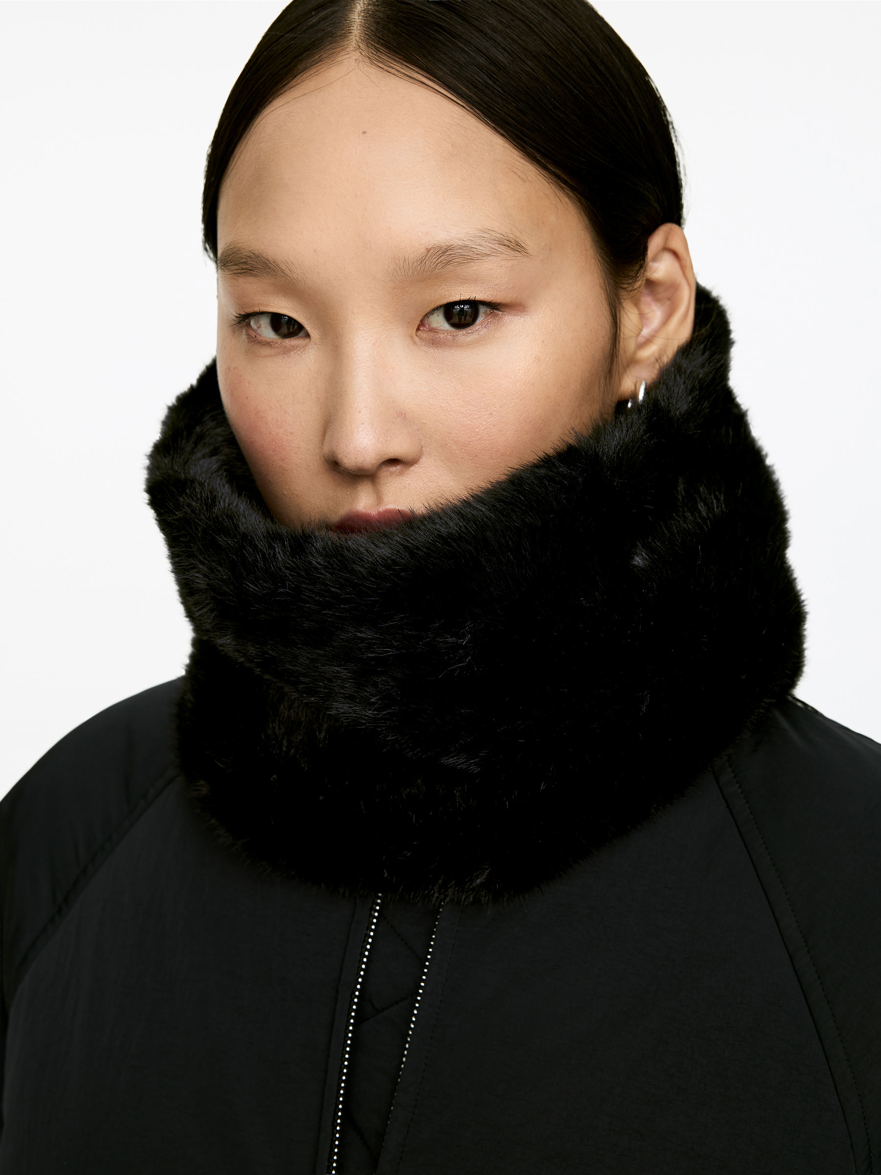 arket faux fur collar