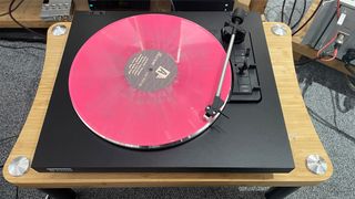 A fully automatic turntable from a new brand