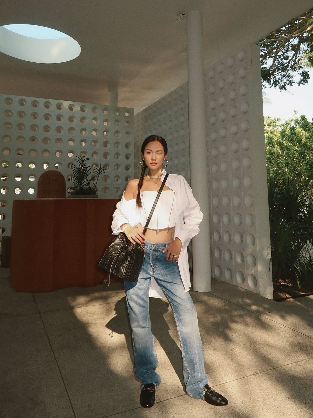 Woman wearing loafers with jeans outfit 2025.