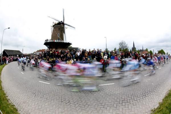The peloton flash past in Holland