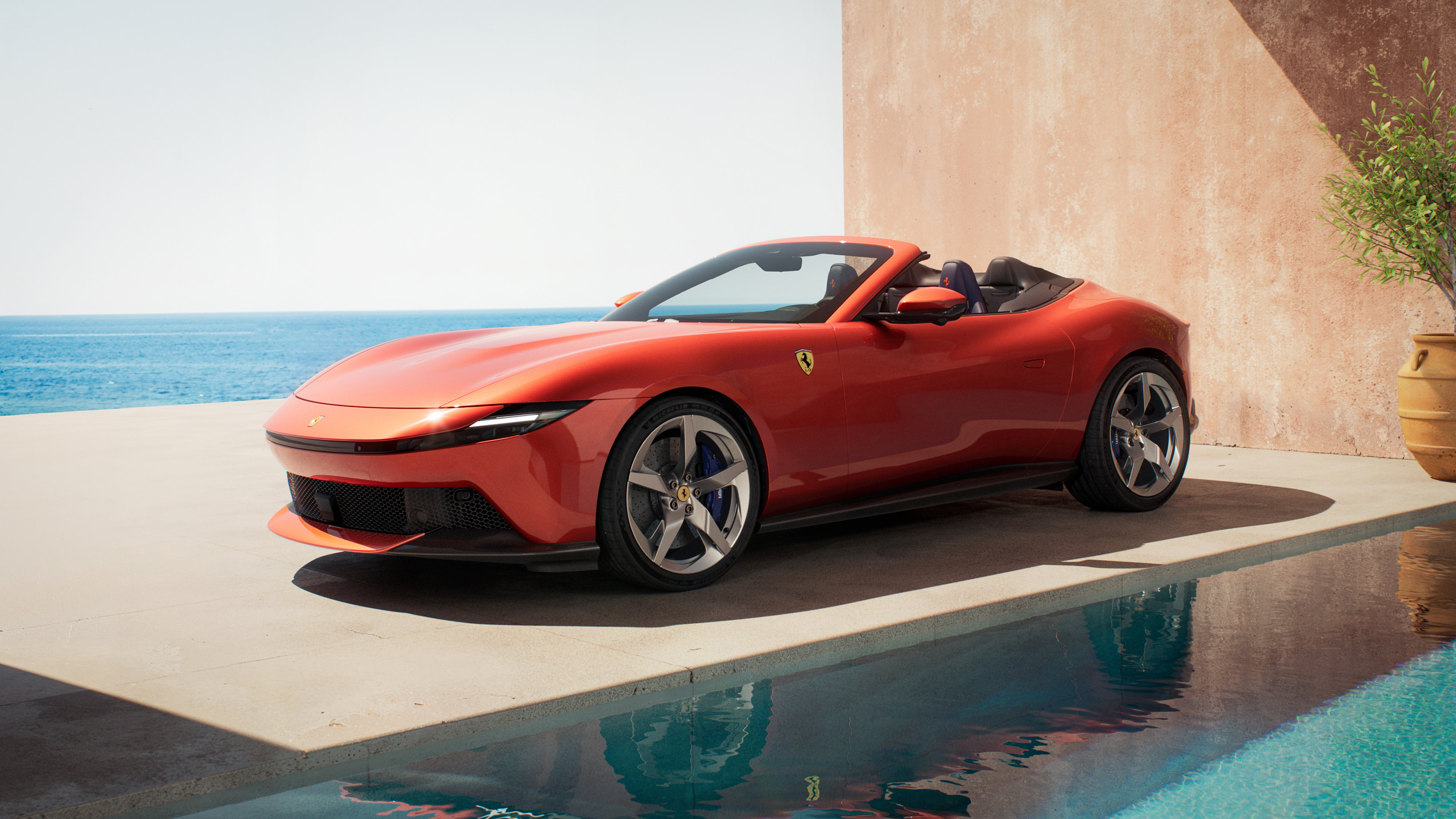 The new Ferrari Amalfi Spider
