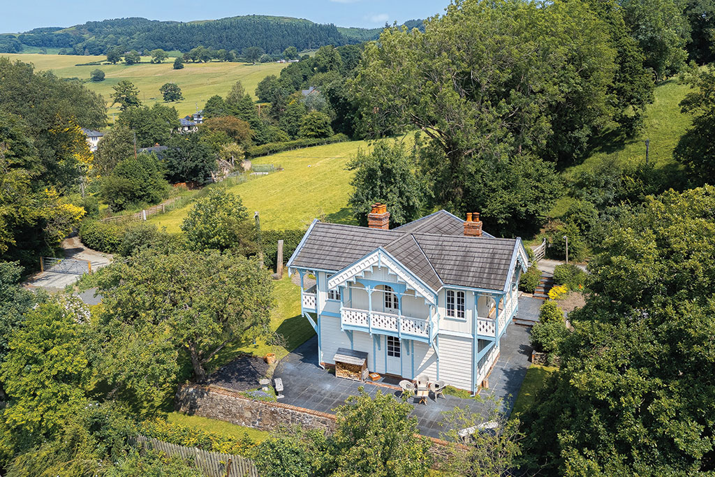 House for sale: Villa Norge, Cae Boncyn Lane, Llanfyllin.