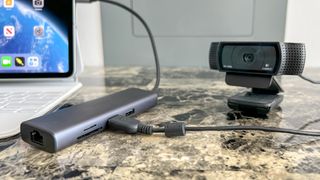 external USB webcam on iPad