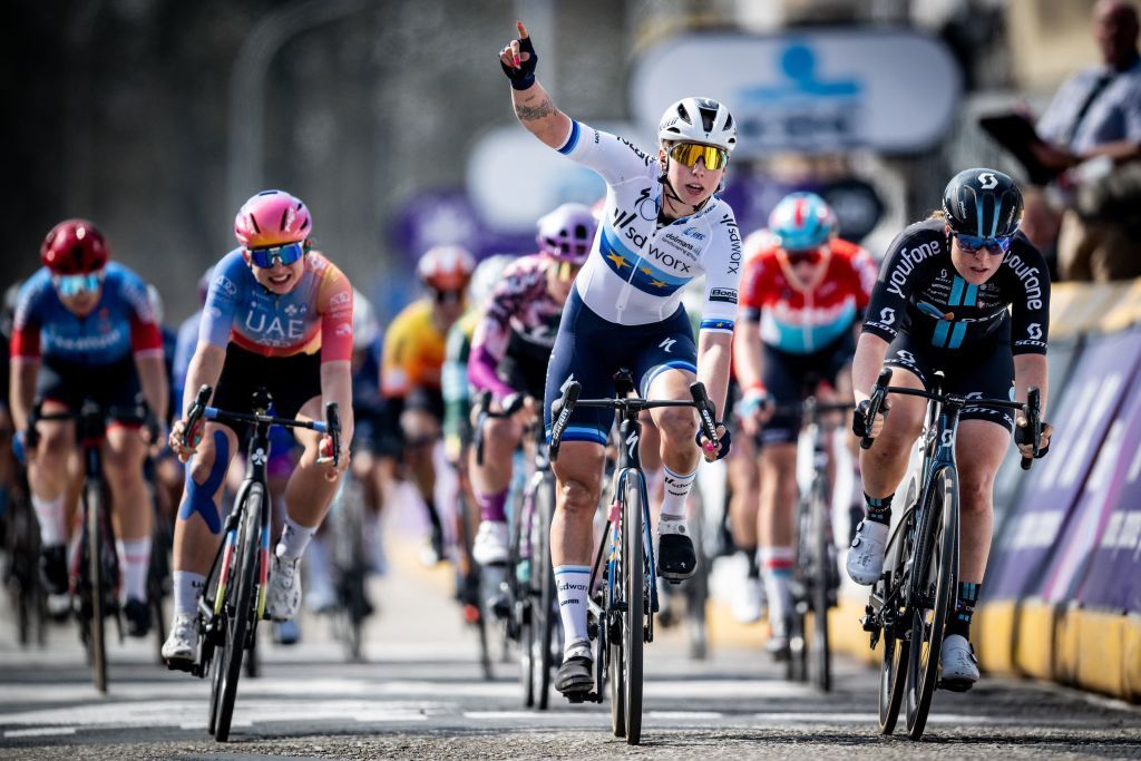 Lorena Wiebes (SD Worx) wins the 2023 women&#039;s Scheldeprijs 