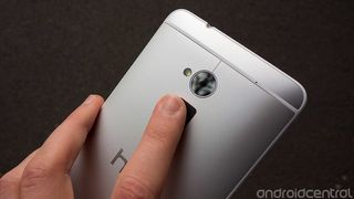 HTC One Max fingerprint sensor