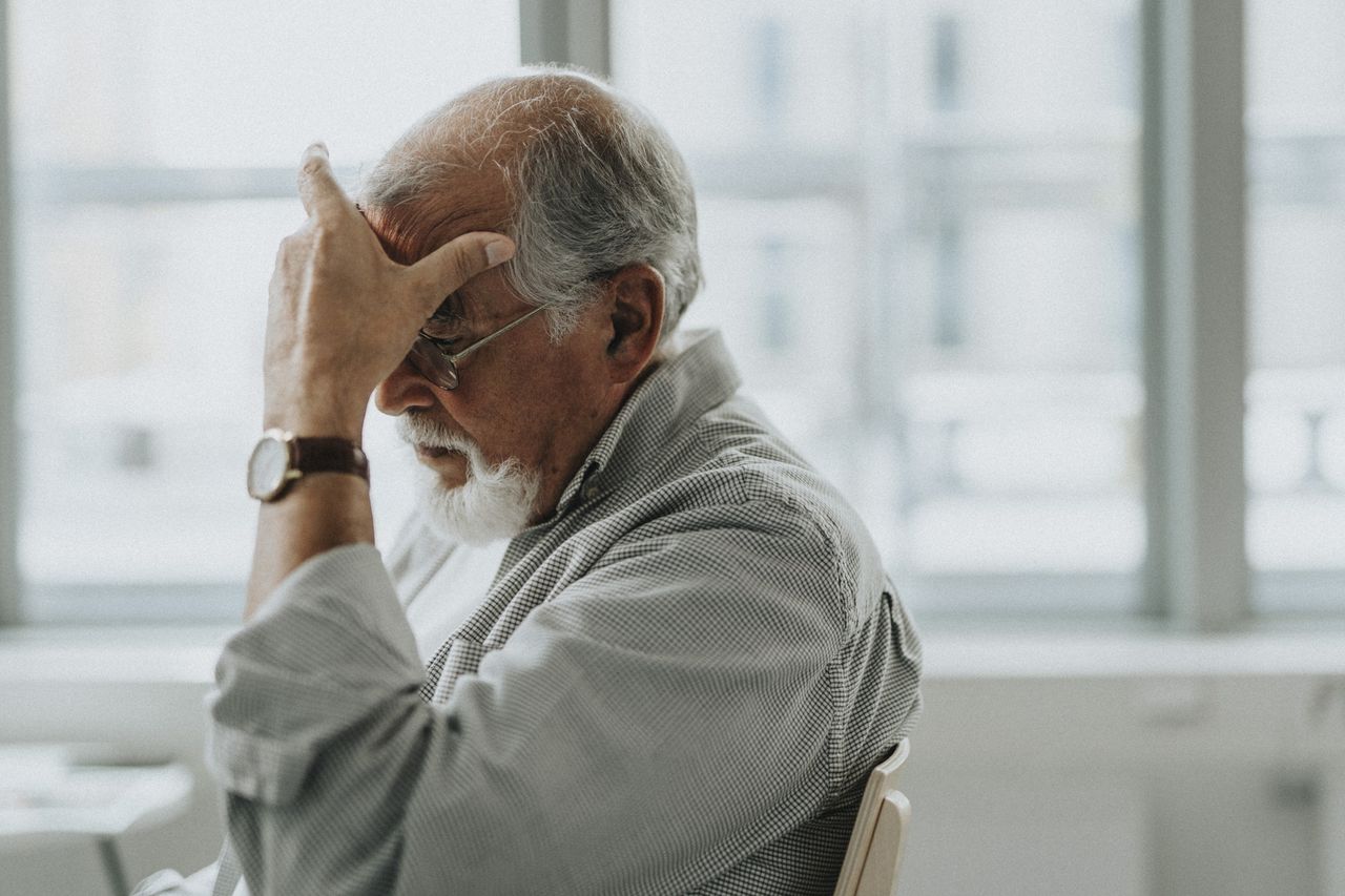 Thousands of savers with £250k pensions take cash over tax-free money and IHT fears