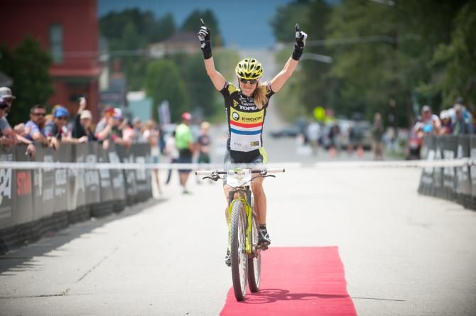 Sally Bingham (Topeak) winner of the Pro womens race.
