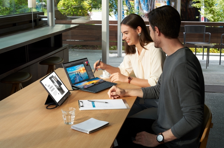 Asus Zenbook Duo 14 UX482