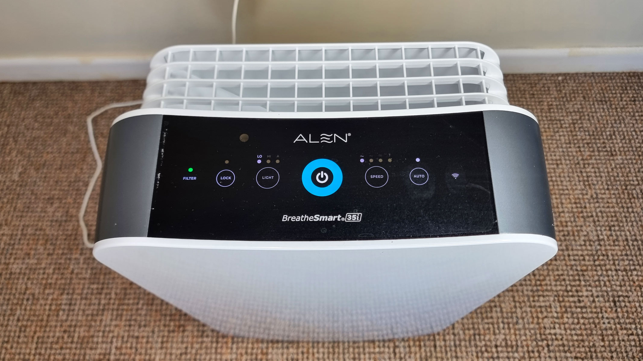 A close-up picture of the control panel on the Alen BreatheSmart 35i air purifier