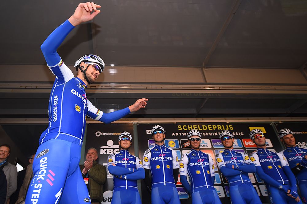 Tom Boonen is honored at the start of Scheldeprijs