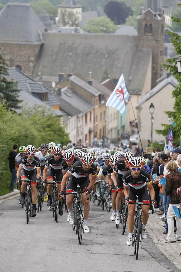 The riders climb the streets in stage 3 of the Tour of Luxembourg