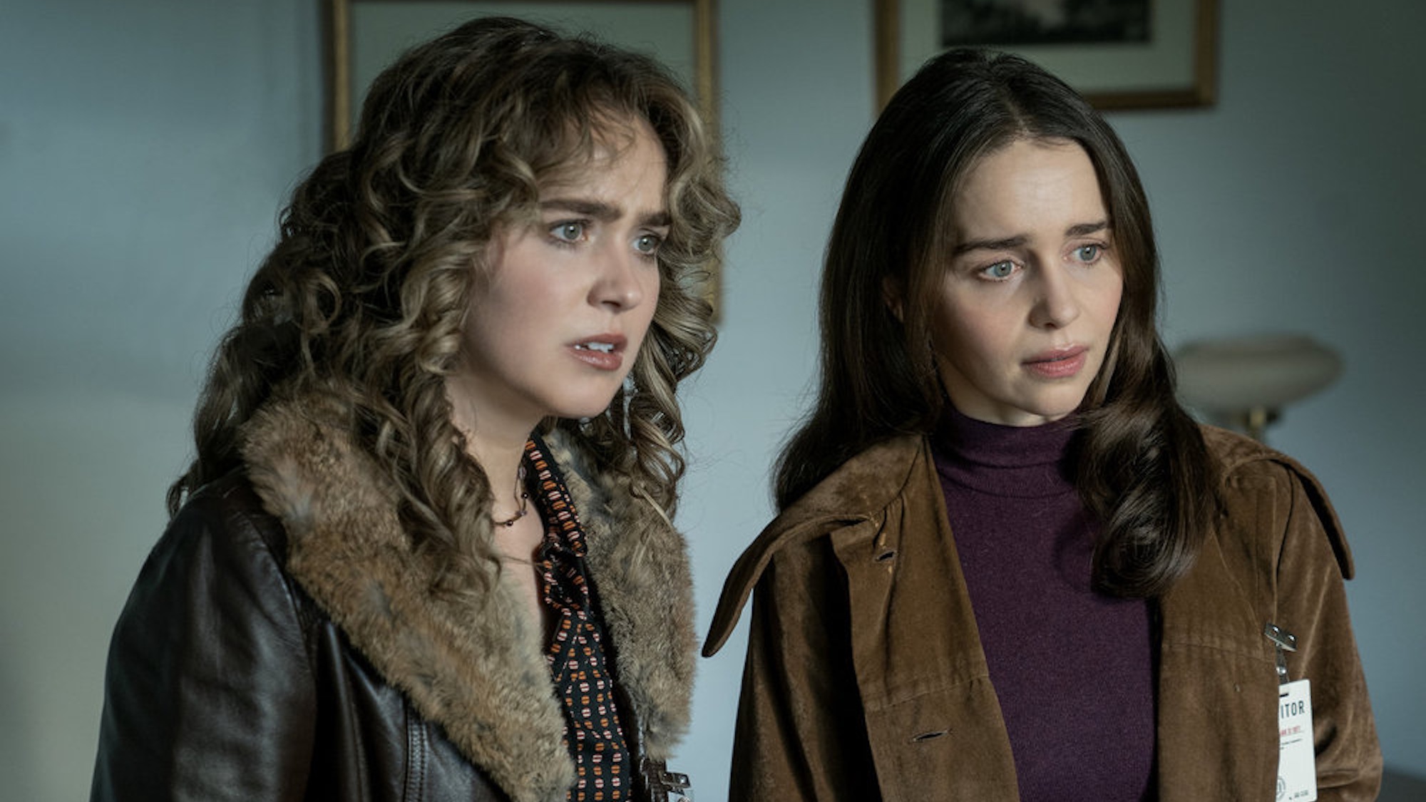 Haley Lu Richardson as Twila and Emilia Clarke as Bea in Ponies
