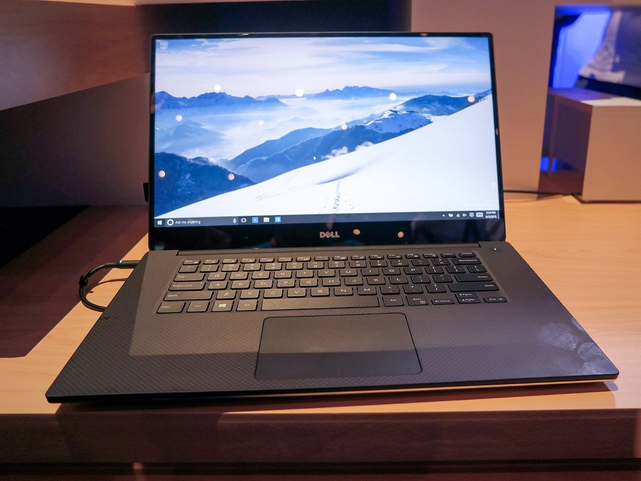 XPS 15