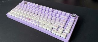 The Epomaker x Leobog Hi75 mechanical keyboard in lavender