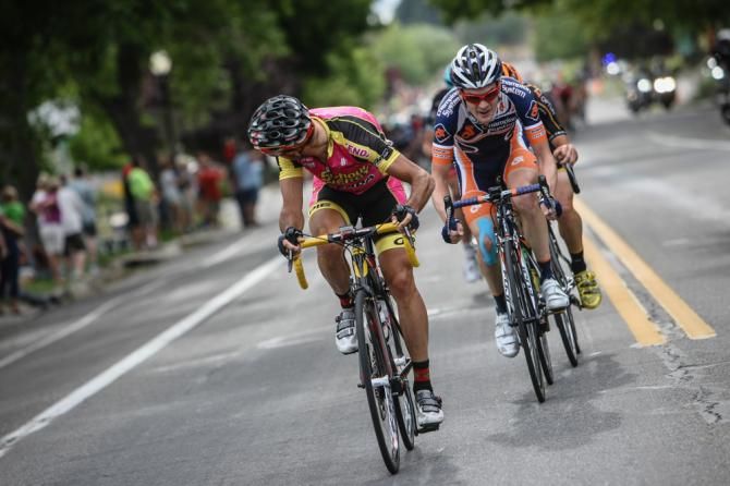 Paco Mancebo (Kenda-5 Hour Energy) looks back to check the gap on the field.