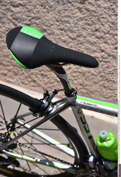 Fizik Aliante R1 saddle and a FSA K-Force seat post