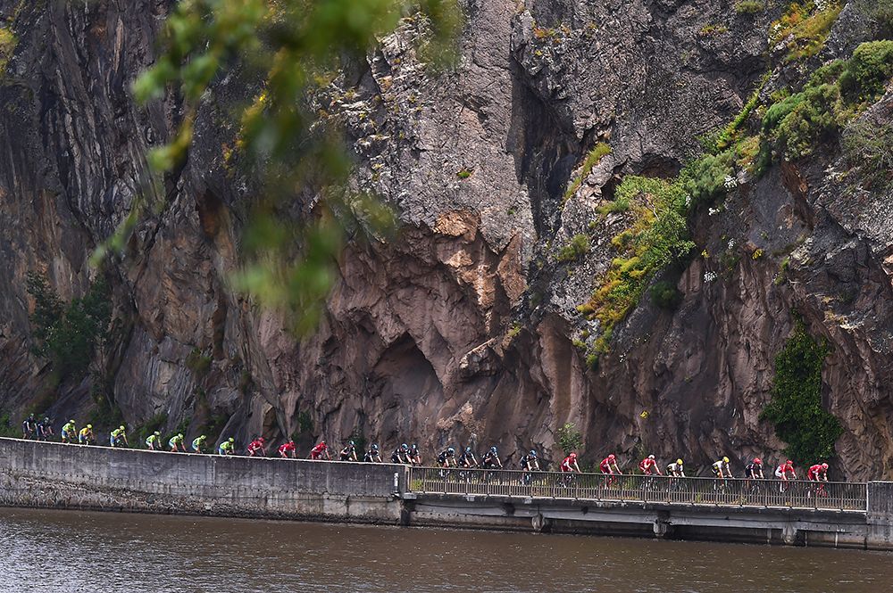 The peloton in action on stage 3 of Criterium du Dauphine.