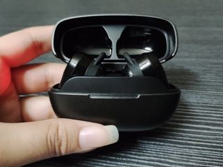 Tronsmart Onyx Prime True Wireless Earbuds Lifestyle