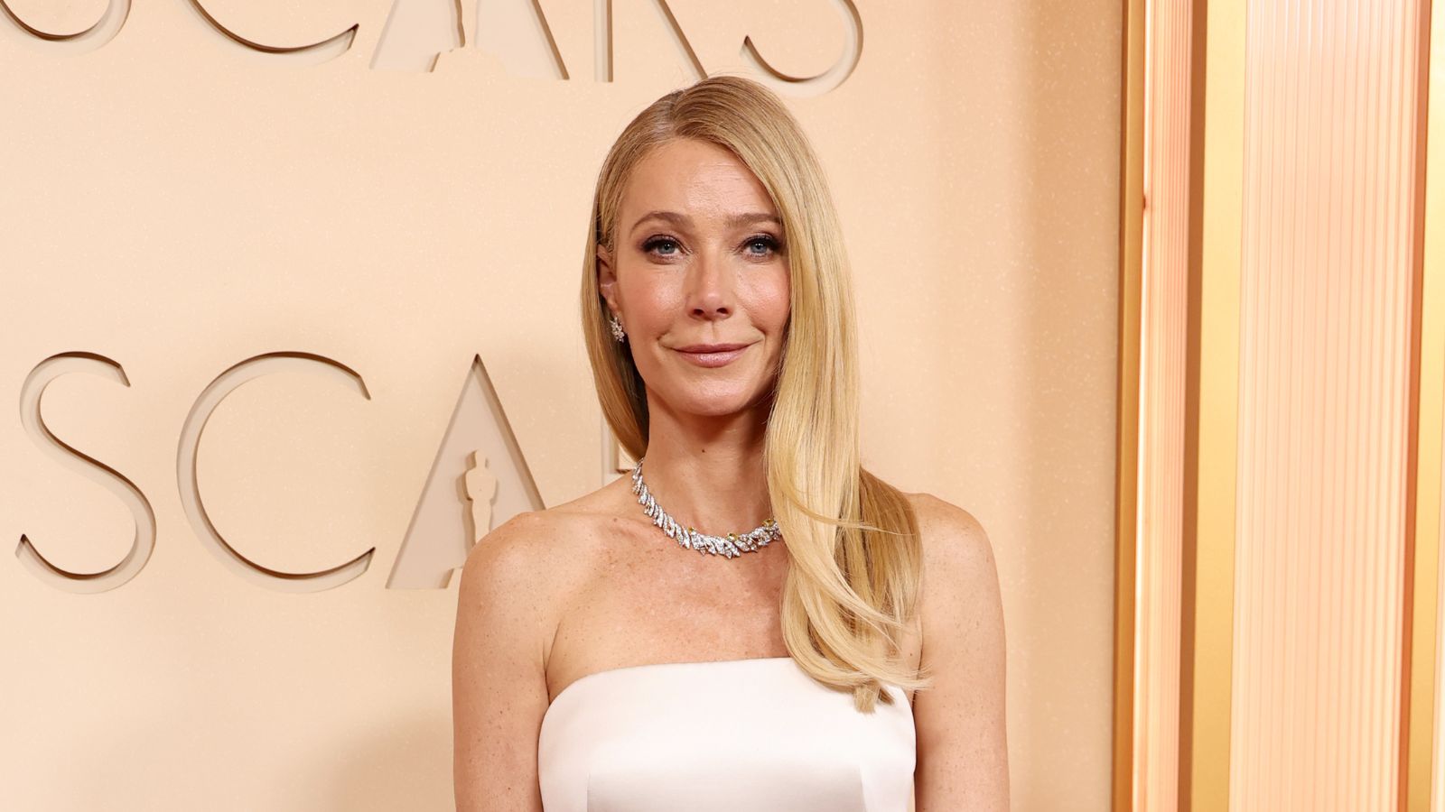 Gwyneth Paltrow at the oscars