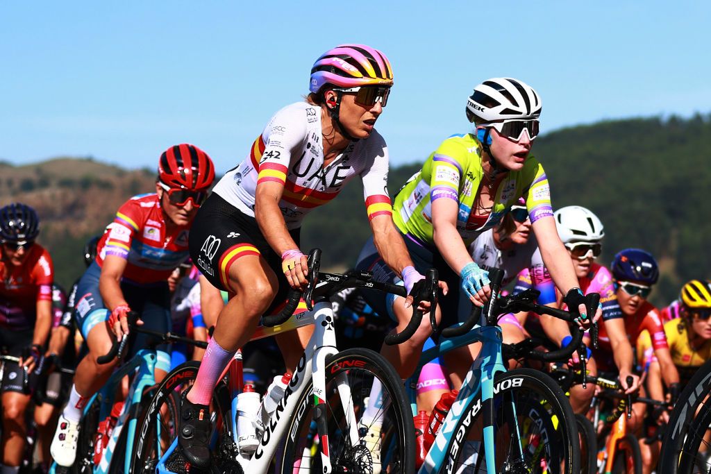 COLINDRES SPAIN SEPTEMBER 08 LR Margarita Victoria Garcia Caellas of Spain and UAE Team ADQ and Elynor Backstedt of The United Kingdom and Team Trek Segafredo Green Points Jersey compete during the 8th Ceratizit Challenge By La Vuelta 2022 Stage 2 a 1059km stage from Colindres to Colindres CERATIZITChallenge22 UCIWWT on on September 08 2022 in Colindres Spain Photo by Gonzalo Arroyo MorenoGetty Images