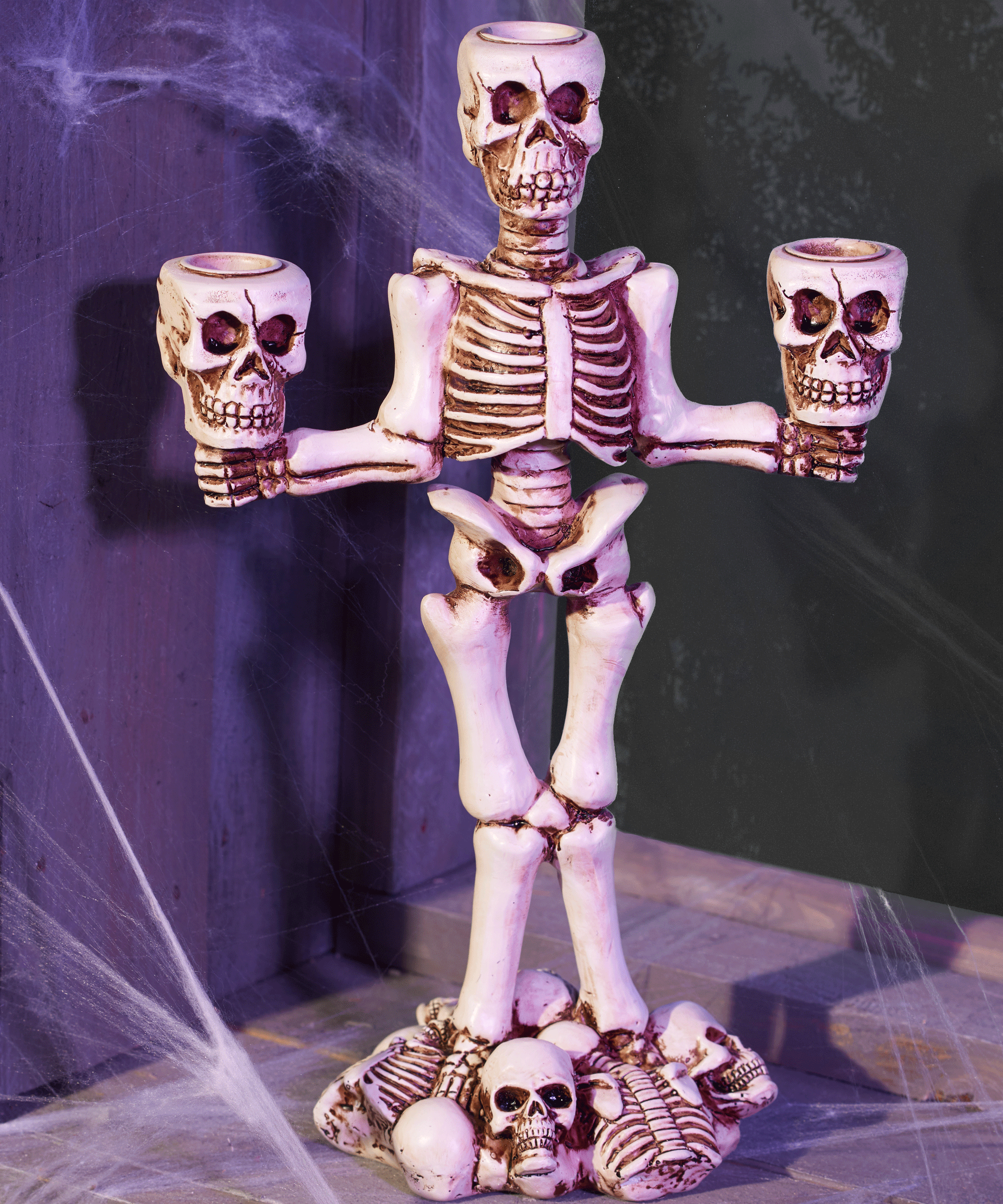 skeleton halloween decoration