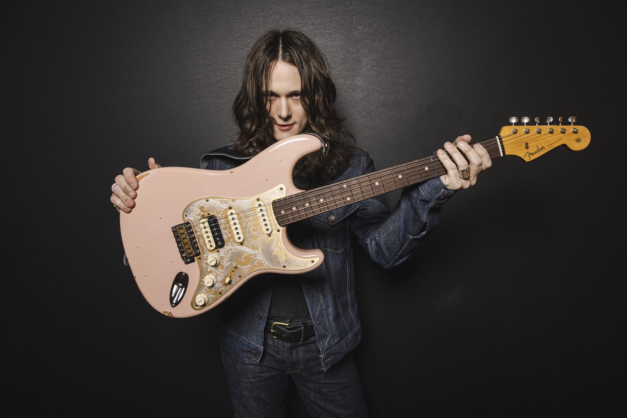 Tyler Bryant plays his new Fender Custom Shop signature "Pinky" Stratocaster