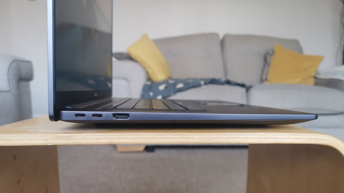 A side view of the Honor MagicBook 16
