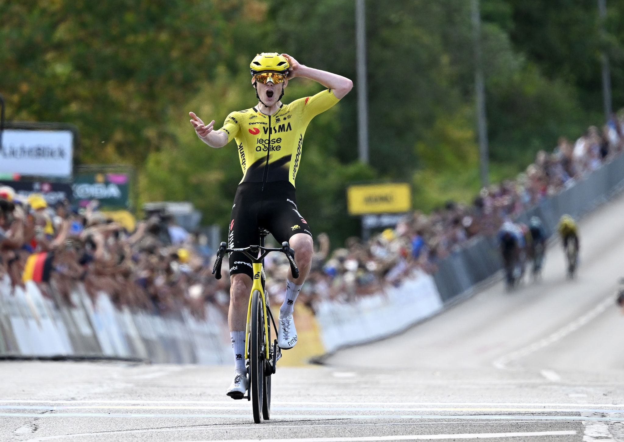Deutschland Tour: Louis Barré swipes win on stage 1 to go into race lead
