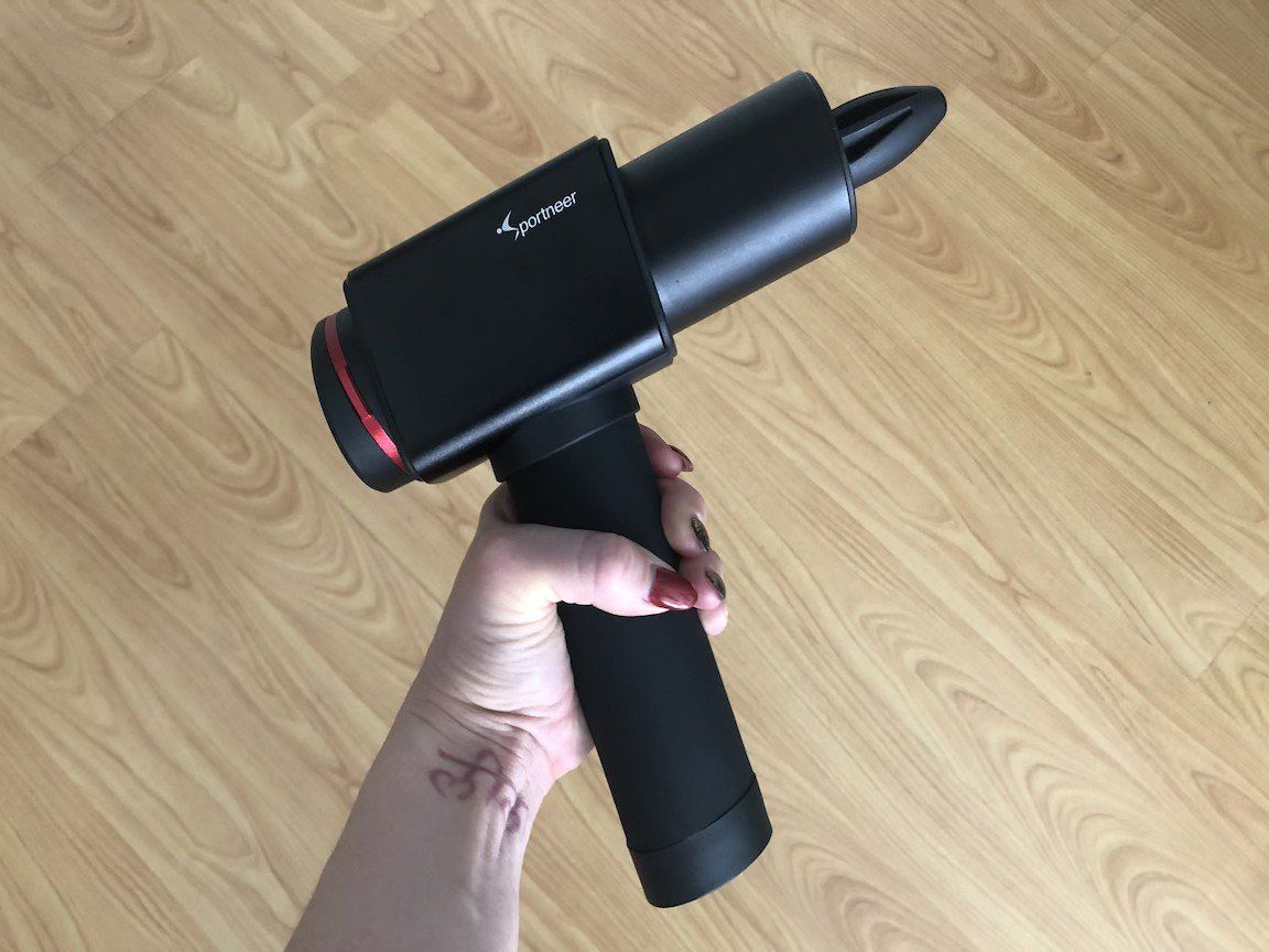 Sportneer Elite D9 Massage Gun Review: Ergonomic trigger point therapy ...