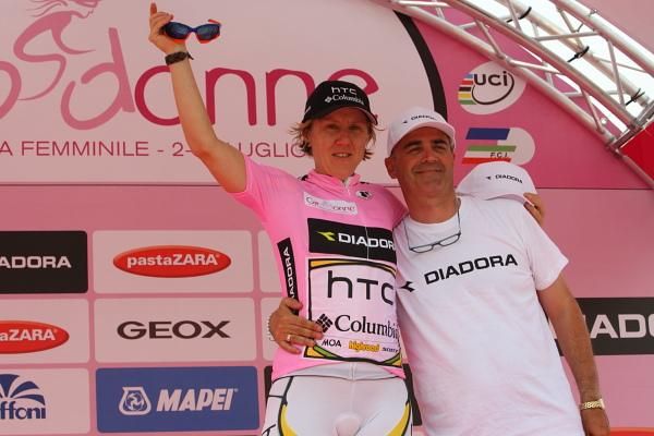 The race leader, Ina Yoko Teutenberg (HTC - Columbia Women) in the maglia rosa