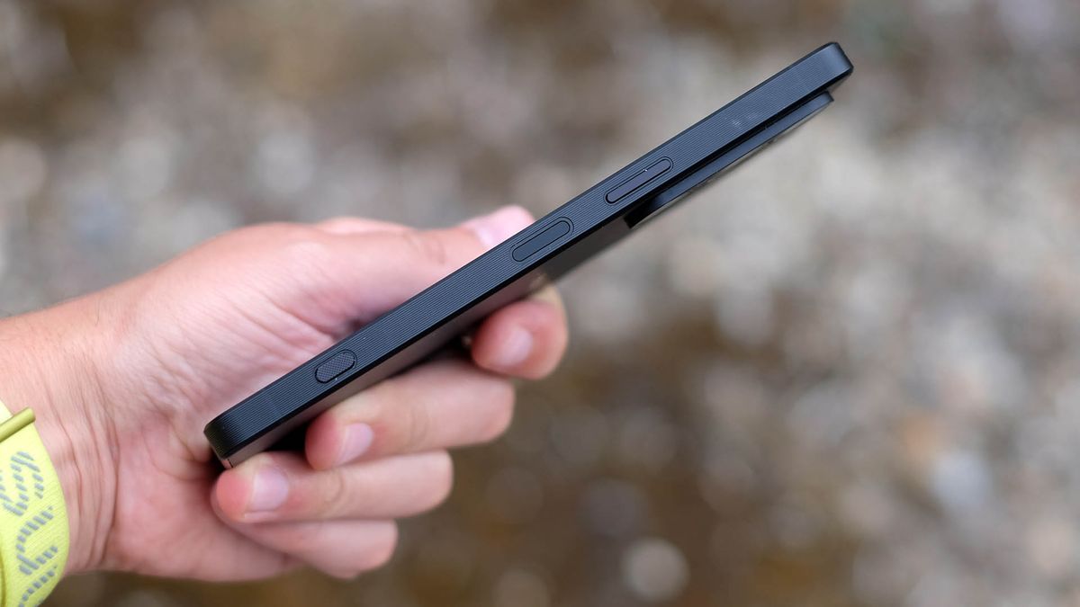 Sony Xperia 1 VII review images