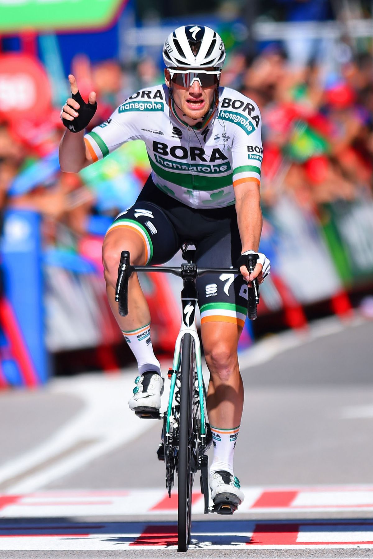 Sam Bennett (Bora hansgrohe) wins stage 14 of the Vuelta a Espana