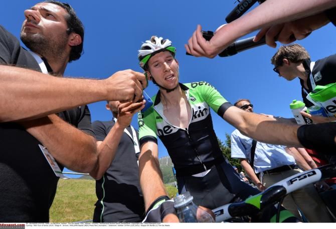 Bauke Mollema (Belkin) with reporters after crossing the line
