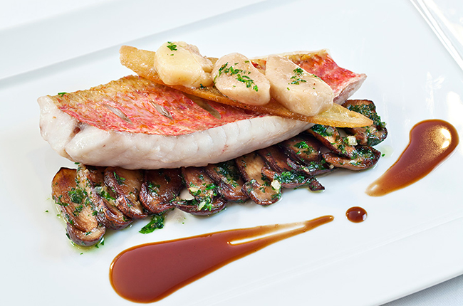 Le Gavroche: Restaurant Review