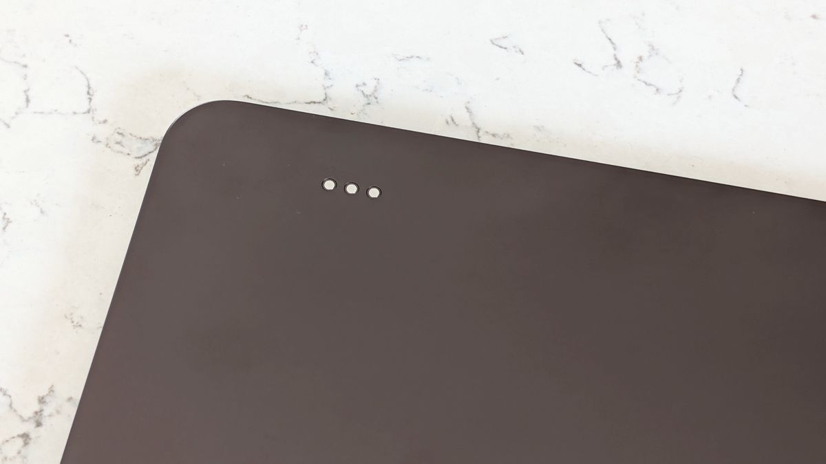 Pogo pins on the rear of the Oppo Pad 5 Pro