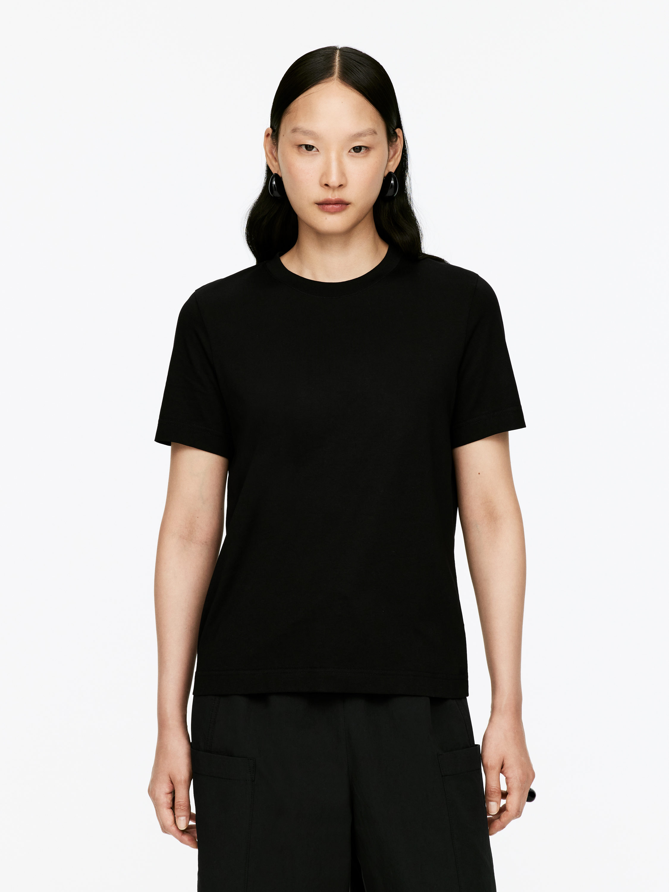 Lily Signature T-Shirt 
 Black 
 Women 
 Arket Gb