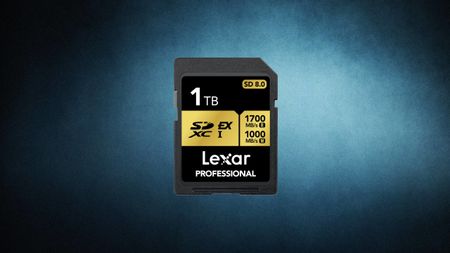 Lexar Professional SDXC 8.0 Card with read and write speeds up to 1,700 MB/s and 1,000 MB/s