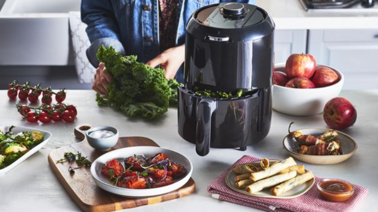 Air Fryer: Modern Cuisine at Home. A new look at healthy eating. Effortless  cooking.: Kitchen appliances & Easy recipes. (Kitchen helpers)