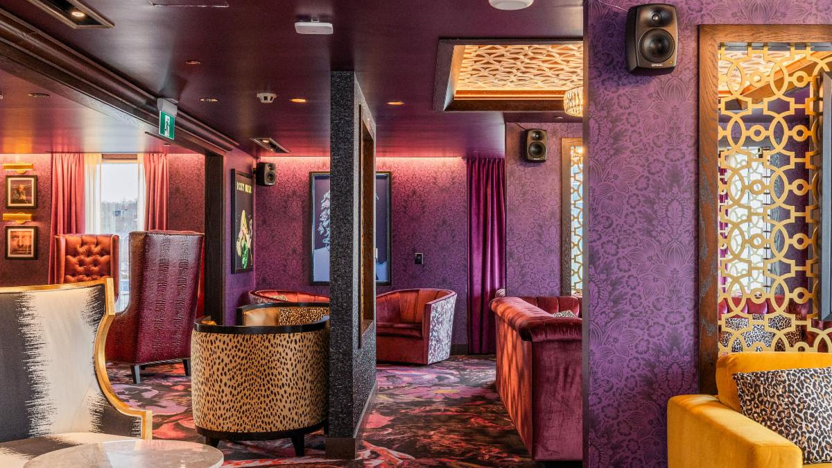 Genelec 4430 Smart IP loudspeakers complement the sophisticated interior of the Mojo Lounge while providing powerful, studio-quality audio.