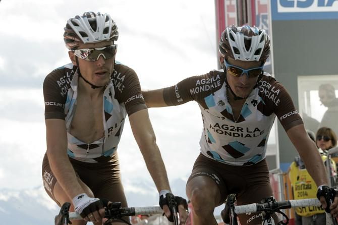 AG2R's Hubert Dupoint and Alexis Vuillermoz finish the Monte Zoncolan climb