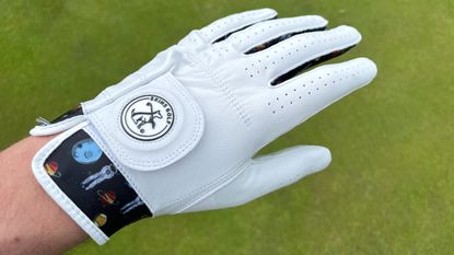Skins Golf Tour Edition Glove Review