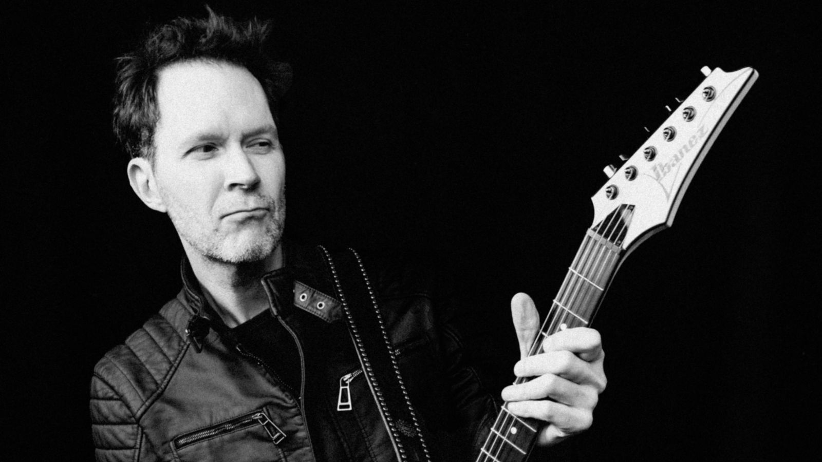 “Before I Ever Played Guitar, I Really Wanted to Be a Singer” Paul