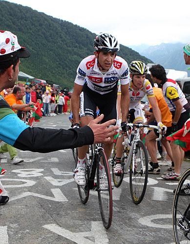 Carlos Sastre's Team CSC - Saxo Bank squad rode a tactical stage which paid dividends for the outfit on general classification.
