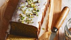 pistachio and cardamon cake